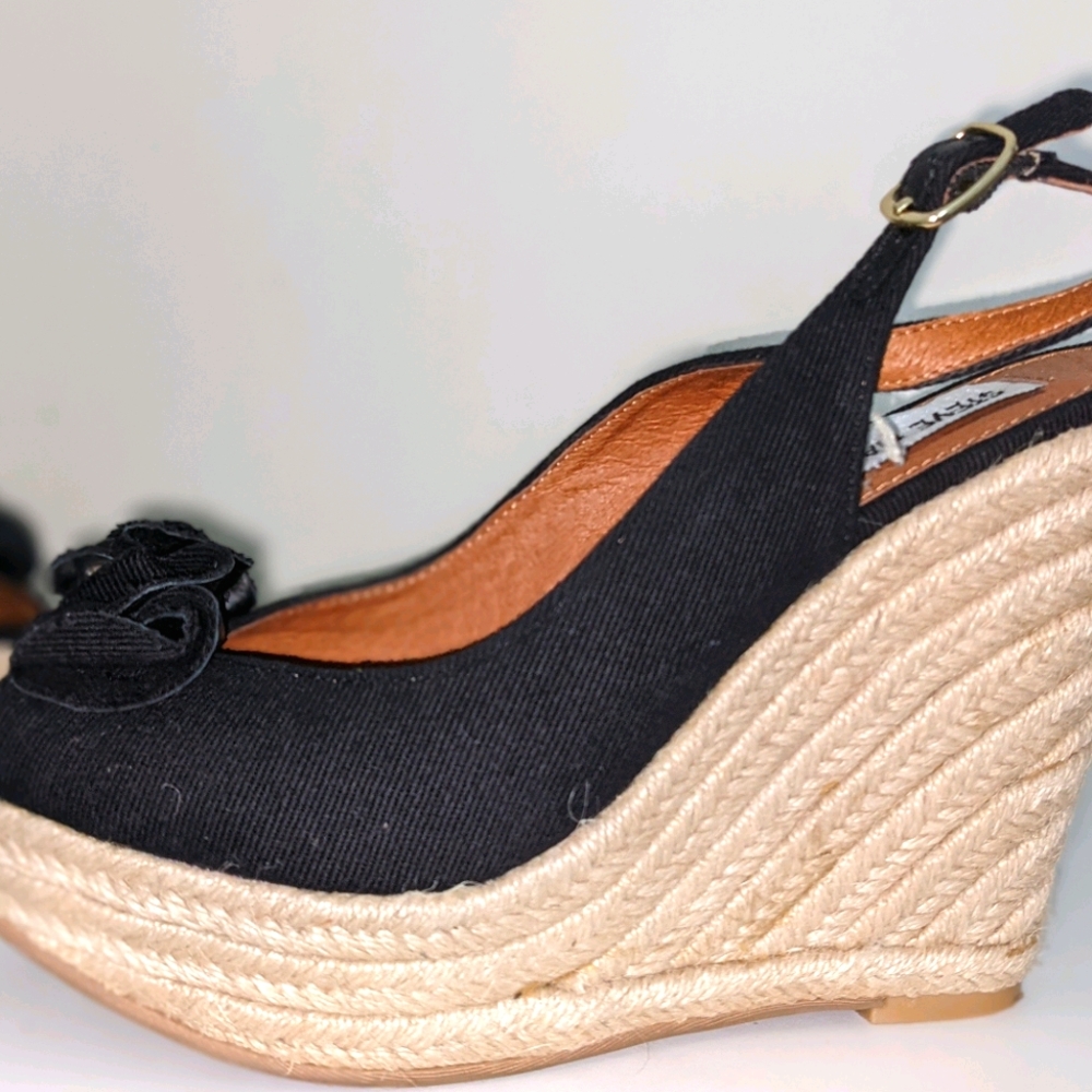Steve Madden women blk fabric wedge
